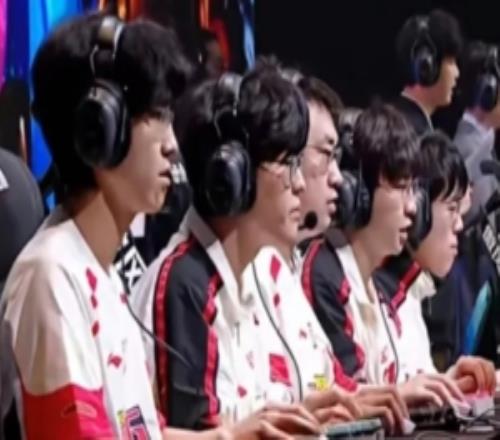 奥协第,届大会隆重,开幕,一号彩票,1号彩票,彩票网站,在线投注,彩票购买,高中奖率